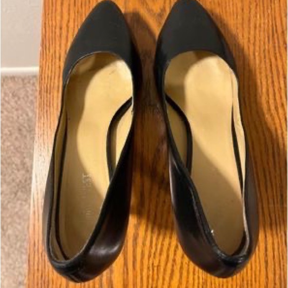 Nine West Black Leather Platform Pumps size 8.5 - Picture 4 of 5